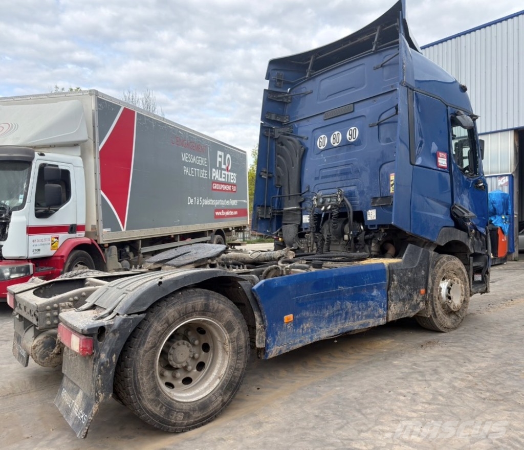 Renault T 460 DTI 11 *ACCIDENTE*DAMAGED*UNFALL* وحدات الجر