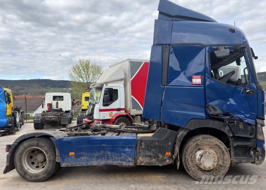 Renault T 460 DTI 11 *ACCIDENTE*DAMAGED*UNFALL* وحدات الجر