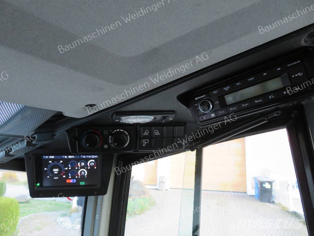 Kramer 8155 Kolesni nakladalci