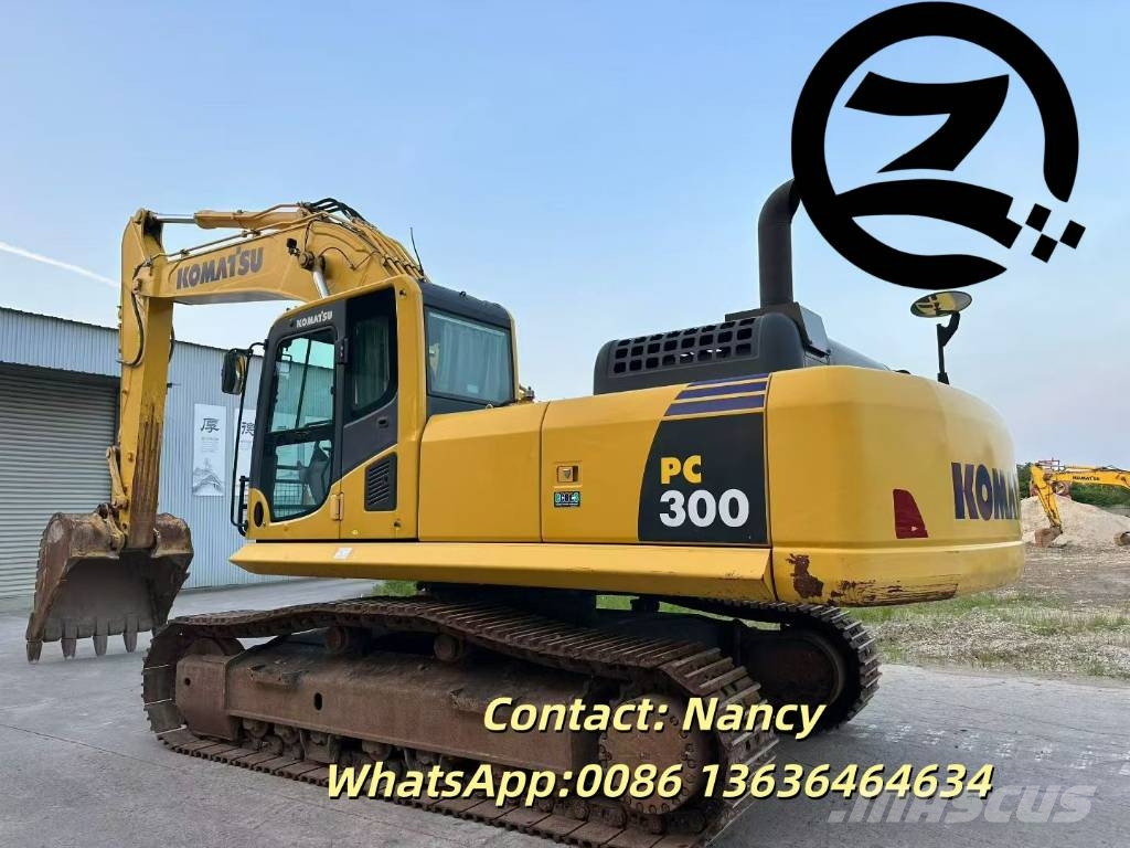 Komatsu PC 300 대형 굴삭기 29톤 이상
