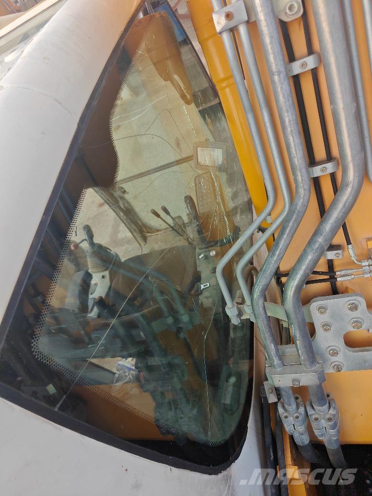 Liebherr R 926 Litronic Pelle sur chenilles