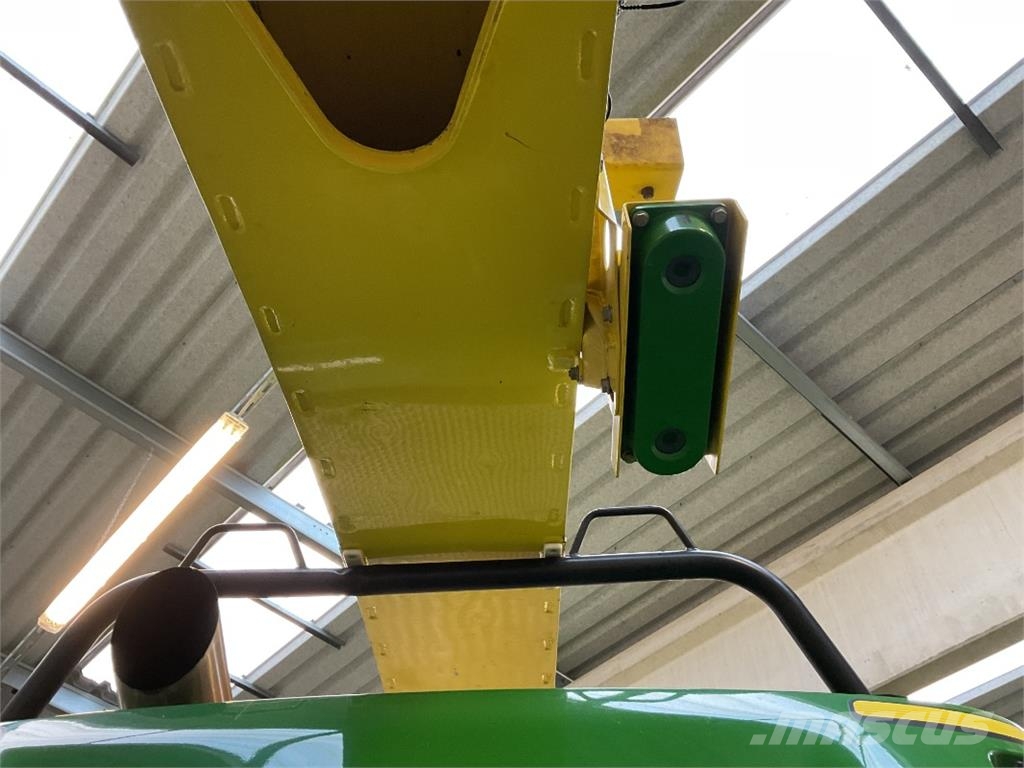 John Deere 8800i Szecskázók