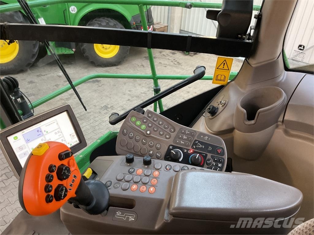John Deere 8800i Szecskázók