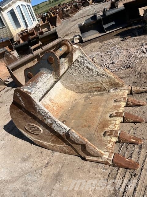 Strickland 65mm 4 FOOT DIGGING BUCKET Buckets