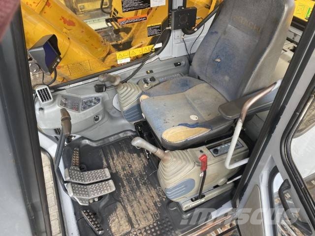 Hitachi EX 800-5 Roomikekskavaatorid