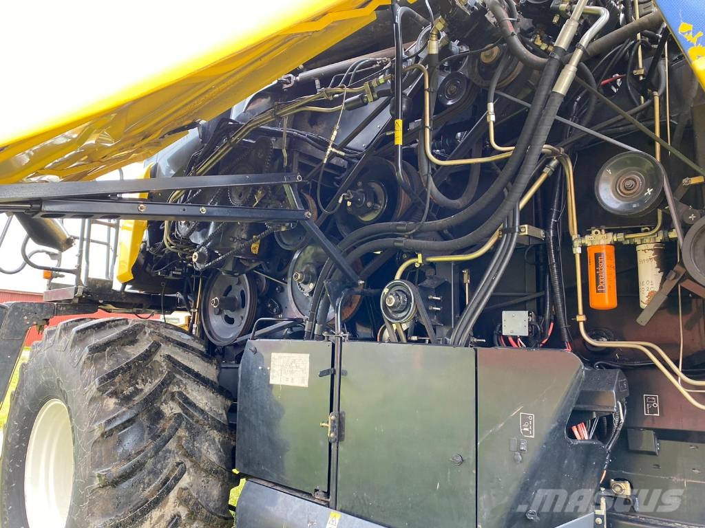 New Holland CX 8060 Kombinované zberacie stroje
