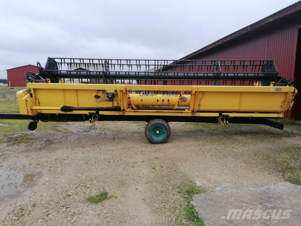 New Holland CX 8060 Kombinované zberacie stroje