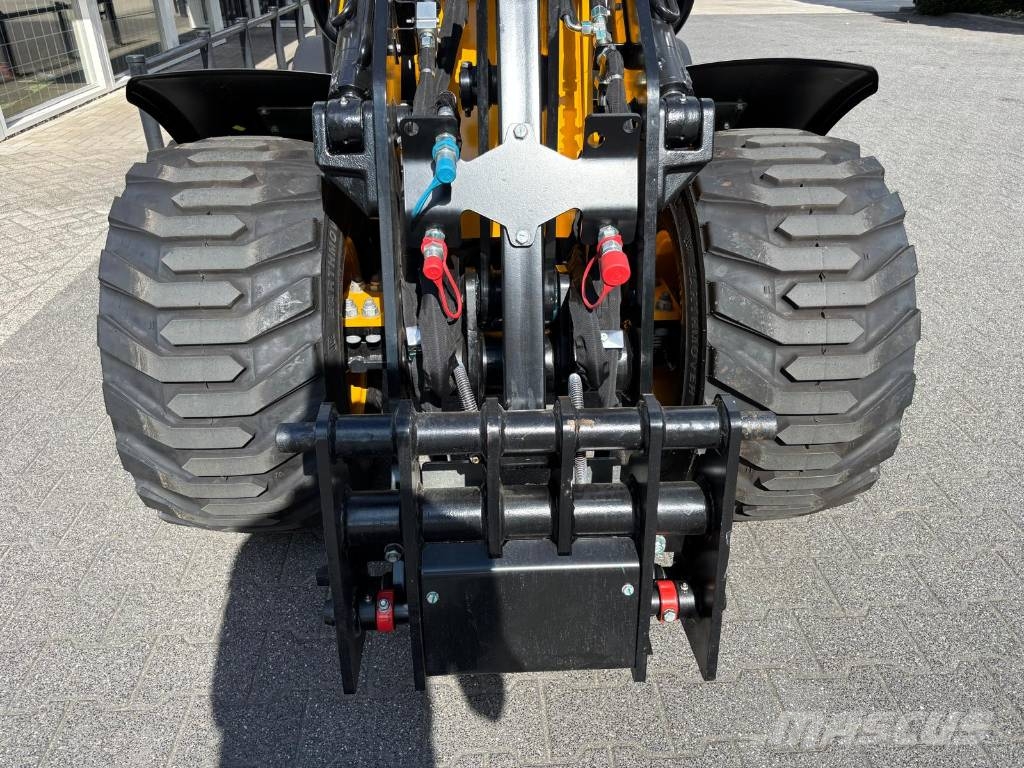 JCB 403 Smart Power Minicargadoras