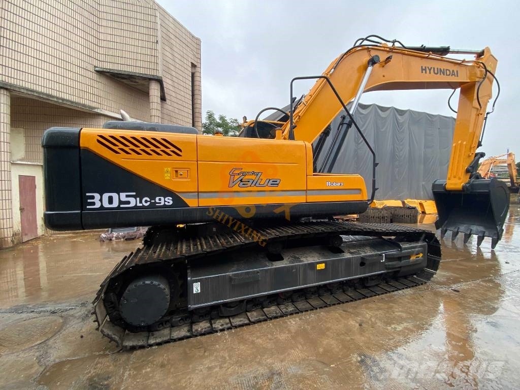 Hyundai Robex 305 LC-9 Crawler excavators
