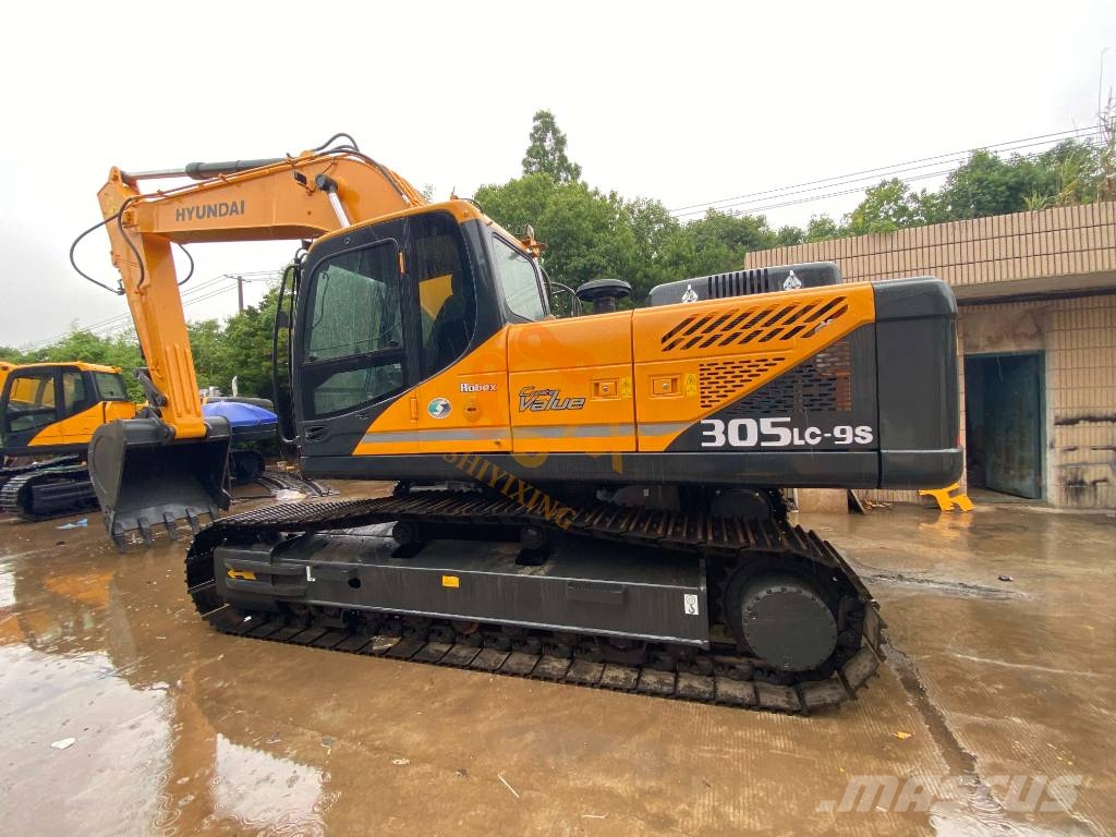 Hyundai Robex 305 LC-9 Crawler excavators