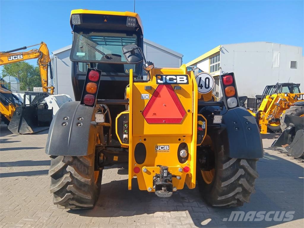 JCB 542-70 Agri Xtra مناولات متداخلة
