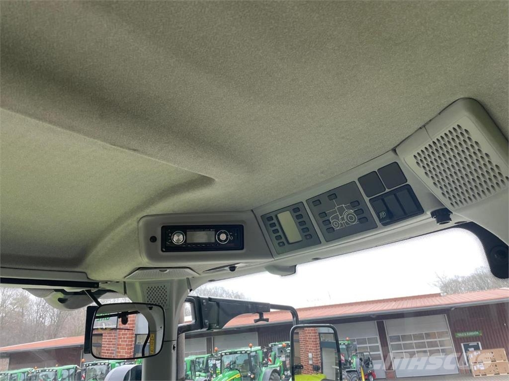 CLAAS Axion 830 트랙터