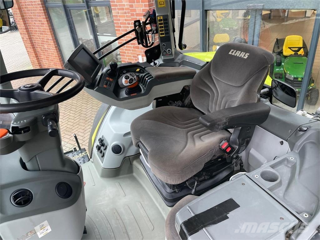 CLAAS Axion 830 트랙터