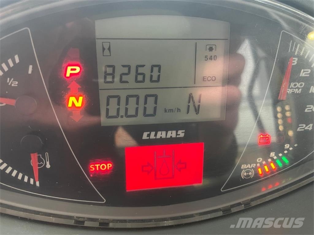 CLAAS Axion 830 트랙터