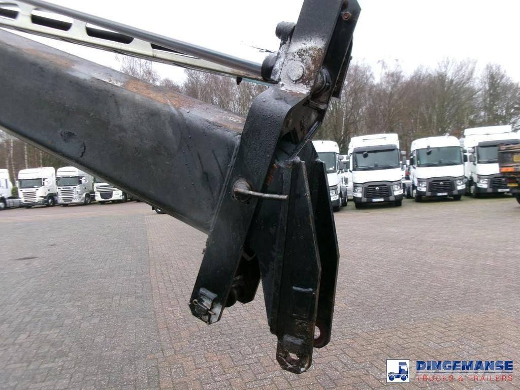 Iveco AD260S31Y/PS 6x2 RHD + Atlas 135.2E-A2 Mobiilinosturit