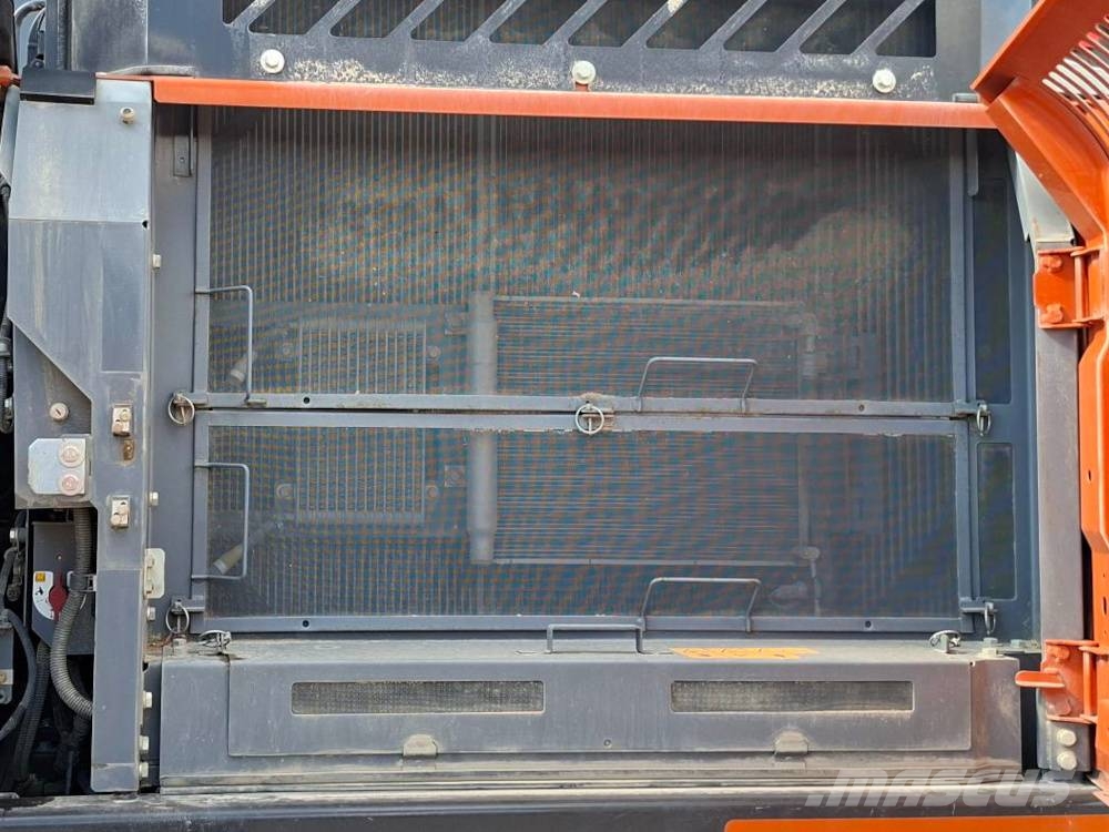 Hitachi ZX 300 LCN-7 Raupenbagger