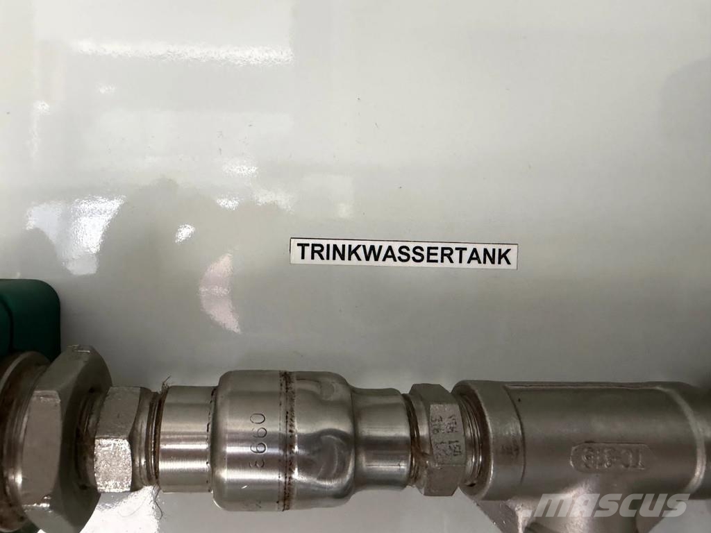 Kärcher Wasseraufbereitungsanlage 3000 Liter Feuerwehr, Re Abrollkipper