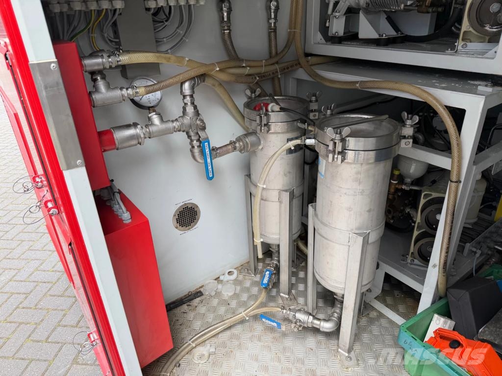 Kärcher Wasseraufbereitungsanlage 3000 Liter Feuerwehr, Re Abrollkipper