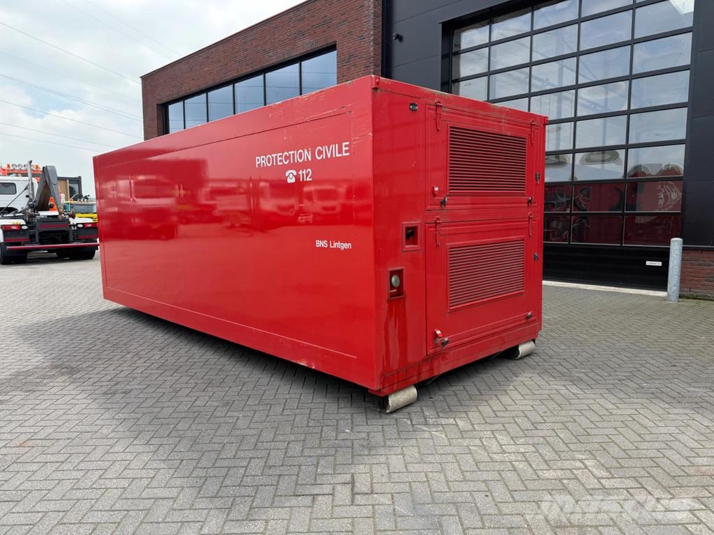 Kärcher Wasseraufbereitungsanlage 3000 Liter Feuerwehr, Re Abrollkipper