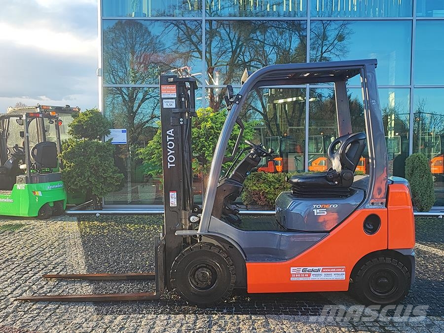 Toyota 02-8FDF15 Dieselstapler