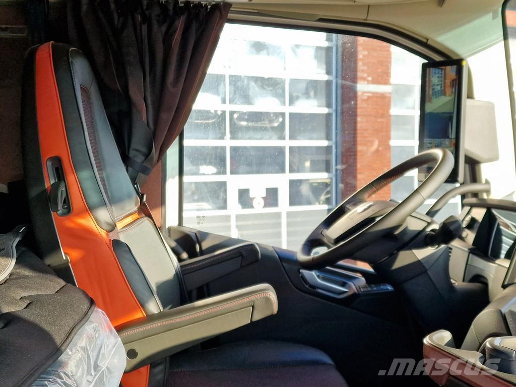 Volvo FH 16.700 Globetrotter 4x2 - NEW - Retarder - I pa Çekiciler