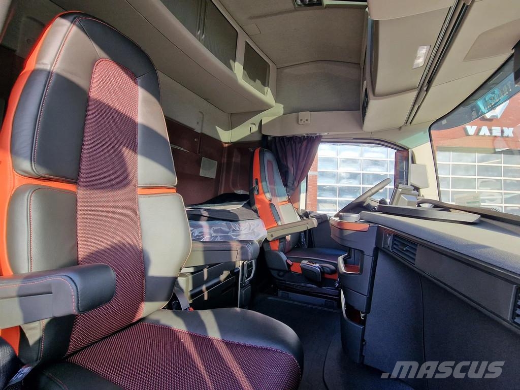 Volvo FH 16.700 Globetrotter 4x2 - NEW - Retarder - I pa Çekiciler