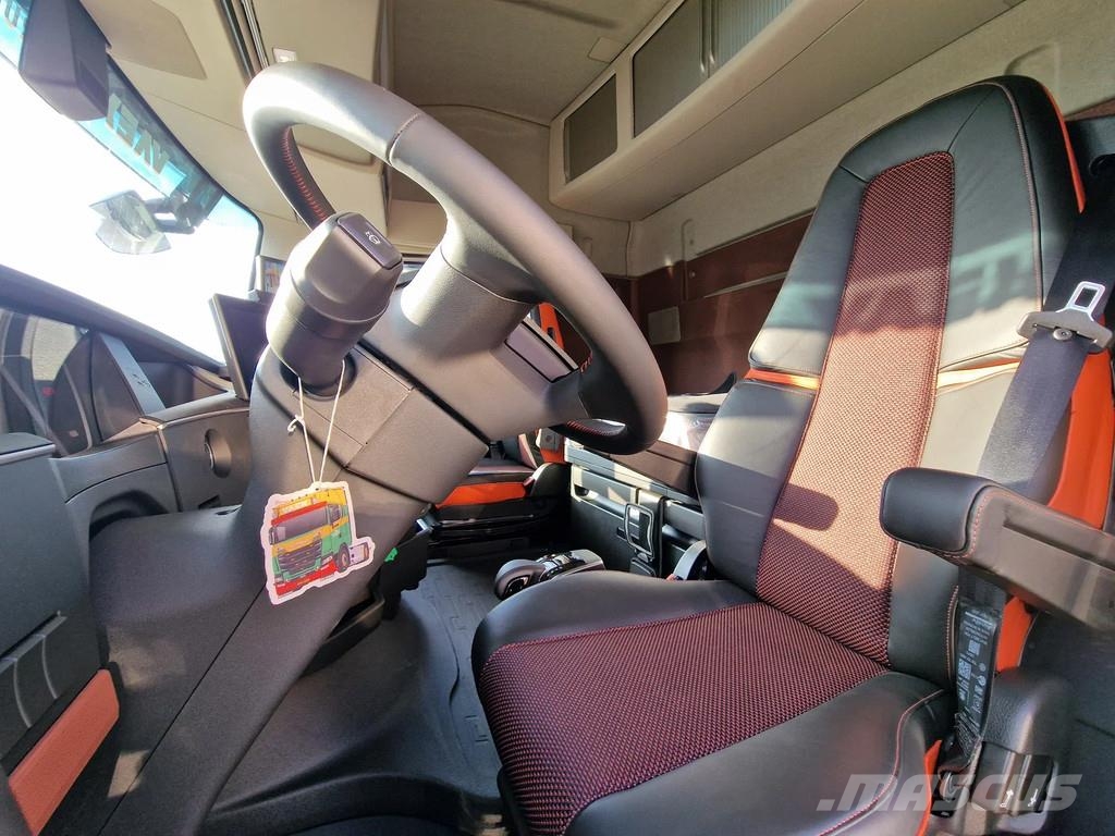 Volvo FH 16.700 Globetrotter 4x2 - NEW - Retarder - I pa Çekiciler