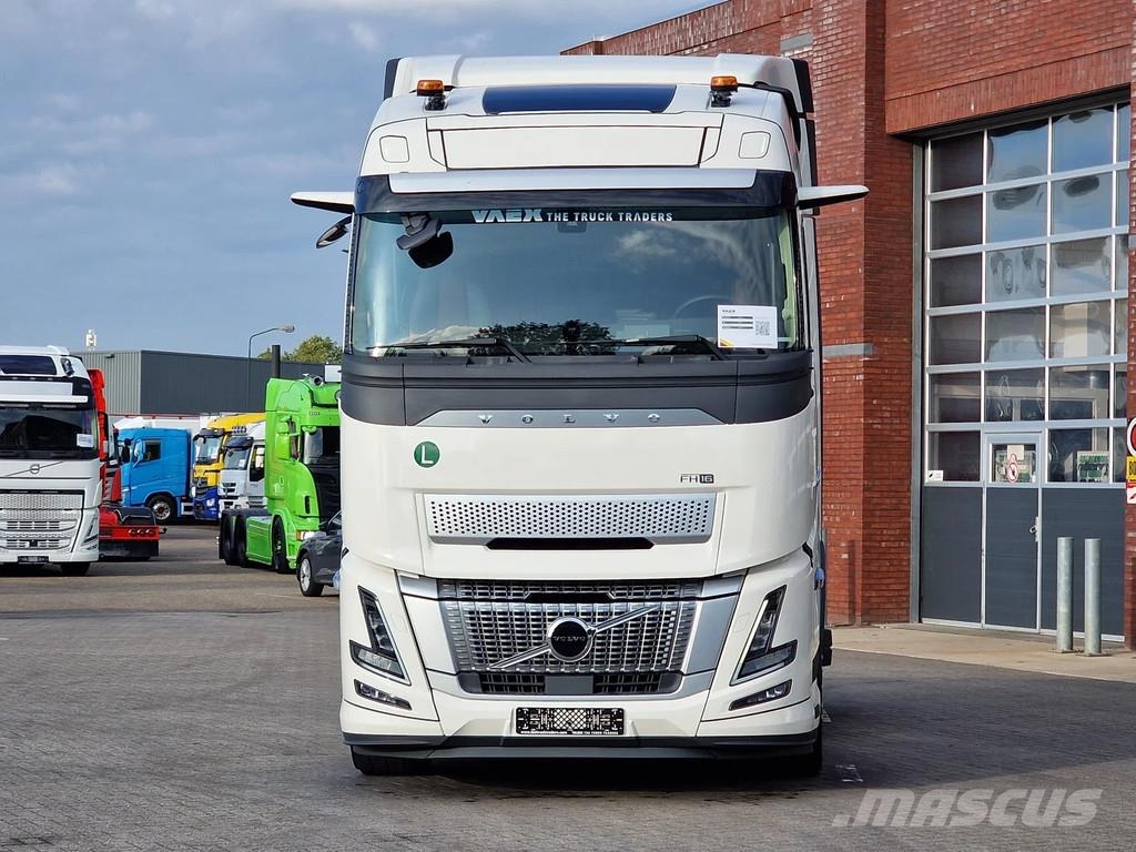 Volvo FH 16.700 Globetrotter 4x2 - NEW - Retarder - I pa Çekiciler