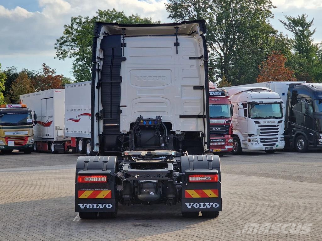 Volvo FH 16.700 Globetrotter 4x2 - NEW - Retarder - I pa Çekiciler