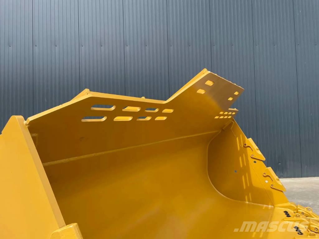 CAT 988K Bakken