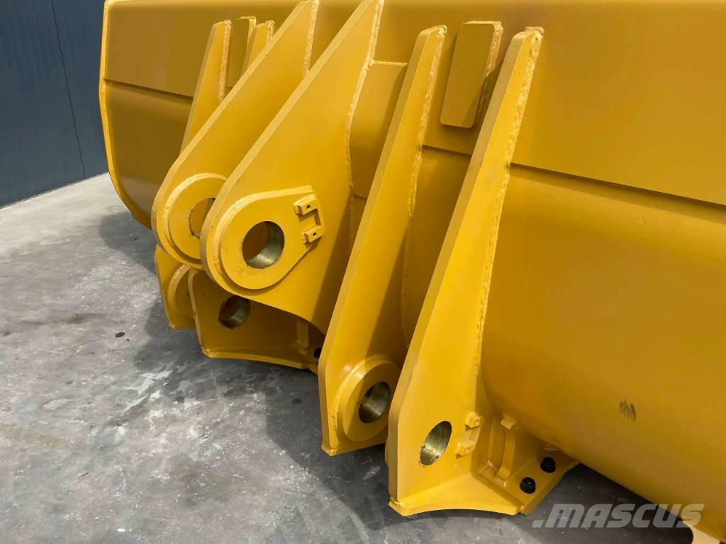CAT 988K Bakken