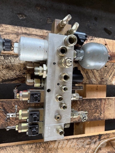 Liebherr Oil Pilot Valve SERIA C Hydraulik