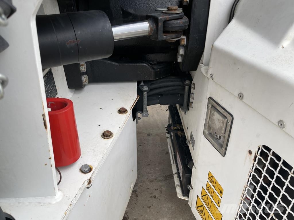 Dynapac CC524HF 雙輪滾壓機