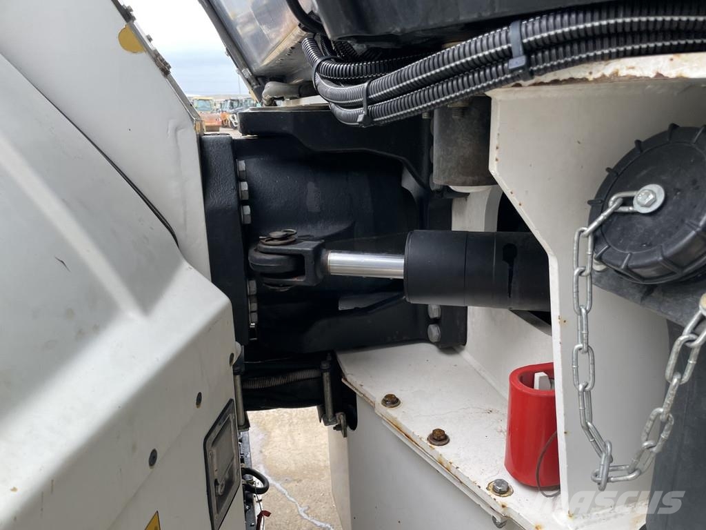 Dynapac CC524HF 雙輪滾壓機