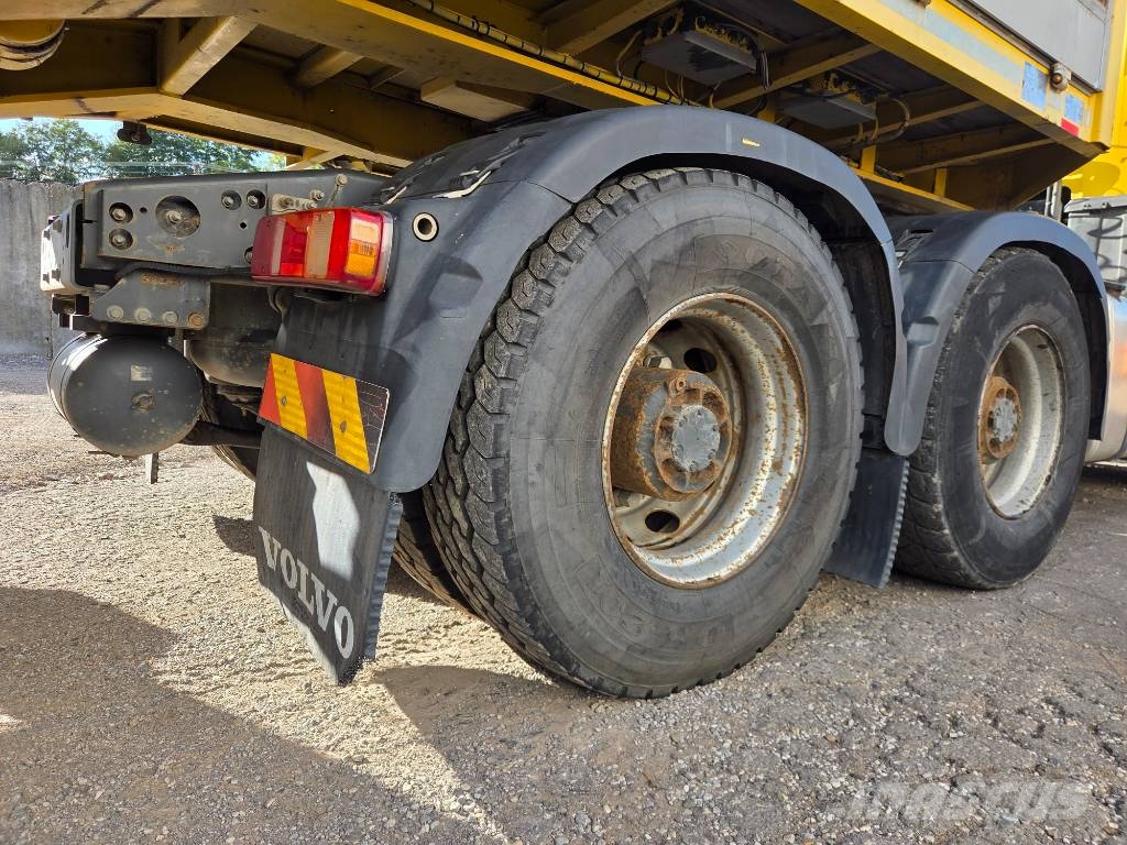 Volvo FH 520 6x4 MANUAL - EURO5 100tons Autotractoare