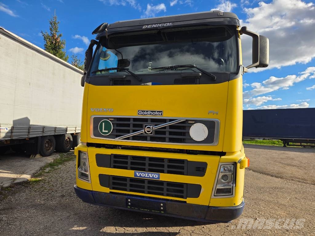 Volvo FH 520 6x4 MANUAL - EURO5 100tons Autotractoare