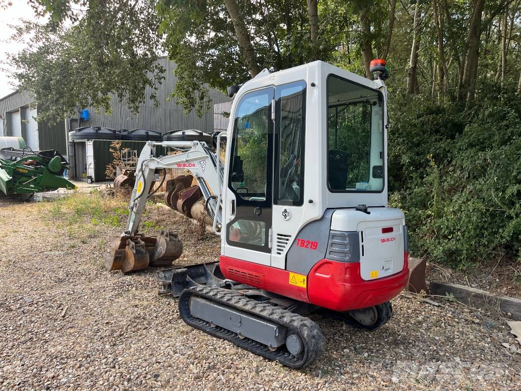 Takeuchi TB 219 Mini bageri <7t