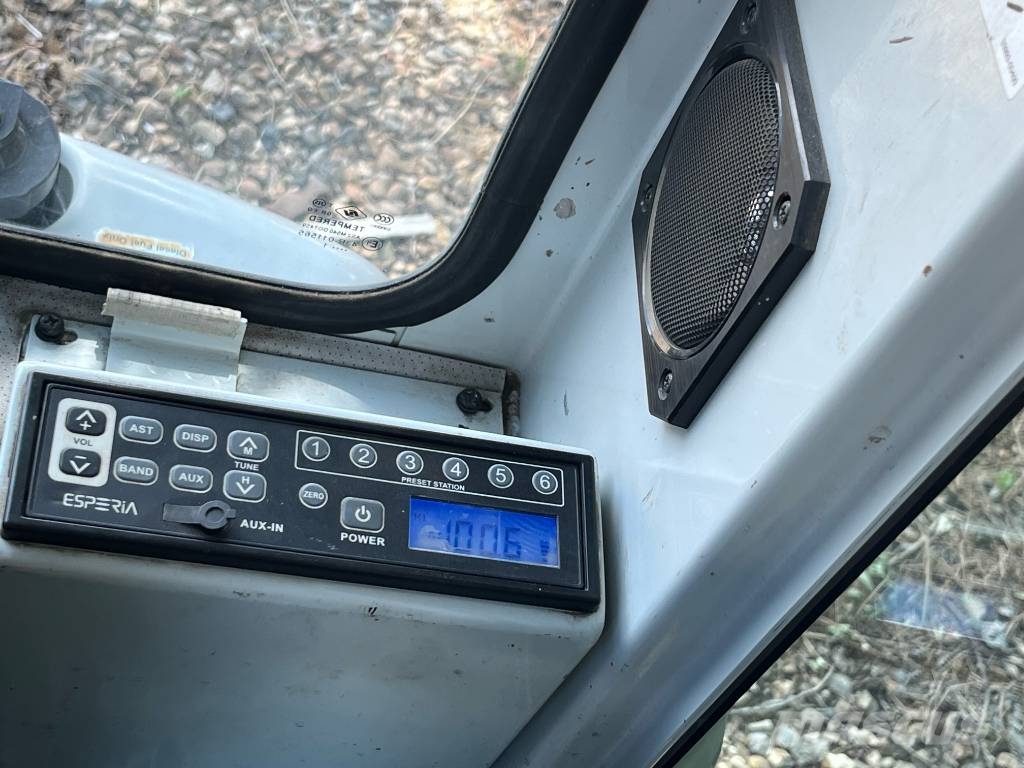 Takeuchi TB 219 Mini bageri <7t