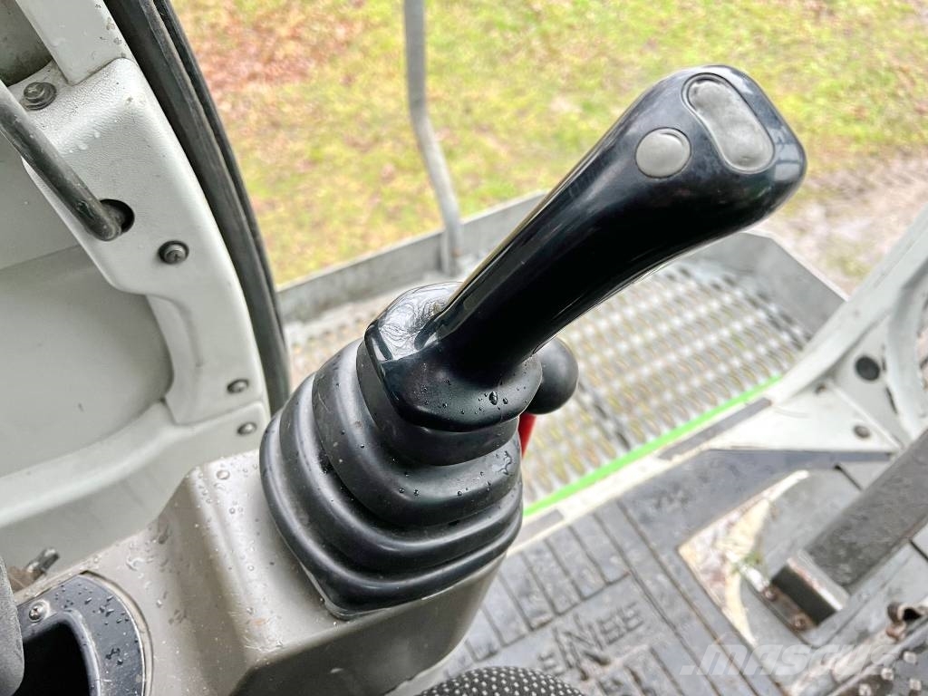 Sennebogen 825 - Excellent Condition / Full Electric Bandgrävare