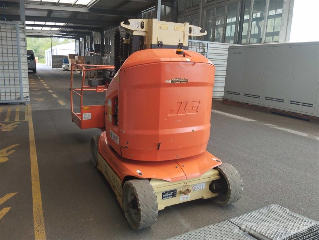 JLG Toucan12E+ Nacelles articulées
