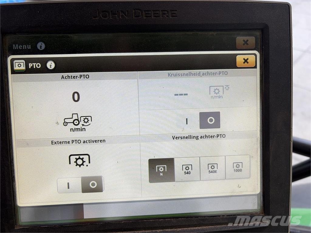 John Deere 6130R Premium AP 50K Tractoren