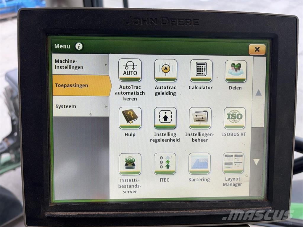 John Deere 6130R Premium AP 50K Tractoren