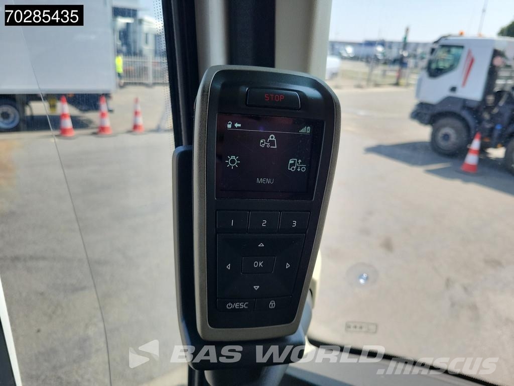 Volvo FH 500 FH 6X4 HMF2820K-RCS Crane+JIB Full-Air Remo Tractor Units