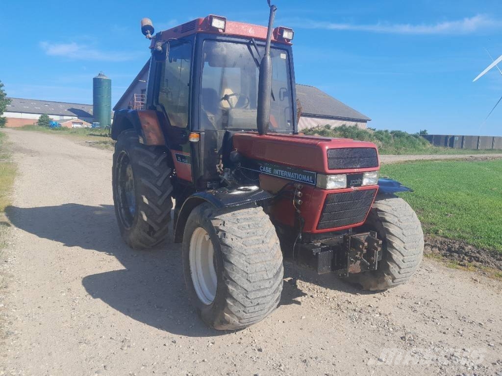 Case IH 845 XL