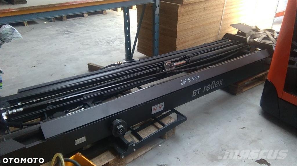 BT RRE 160 Stivuitor cu catarg retractabil