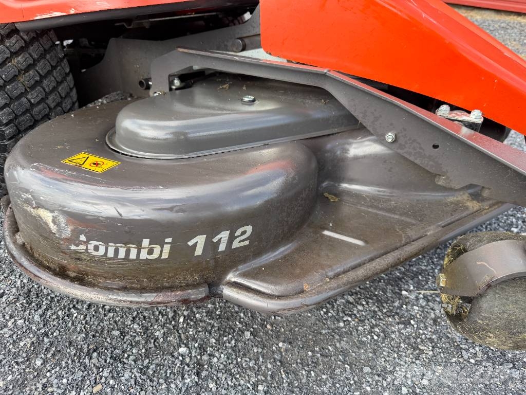 Husqvarna 4WD PF21 AWD åkgräsklippare 39.000+moms Traktorske kosilice