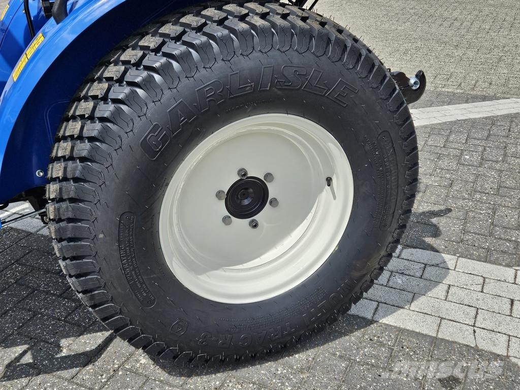 New Holland Boomer 40 Tractores compactos