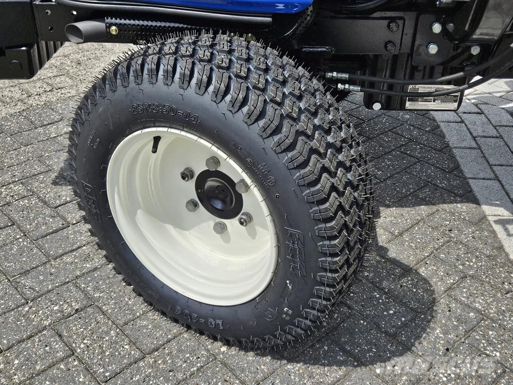 New Holland Boomer 40 Tractores compactos
