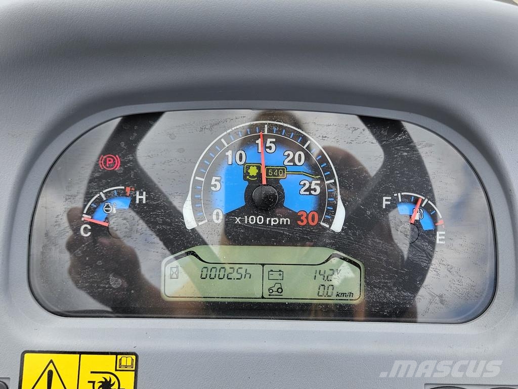New Holland Boomer 40 Tractores compactos
