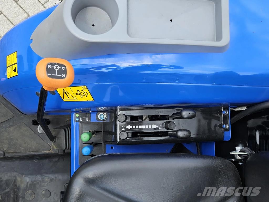 New Holland Boomer 40 Tractores compactos